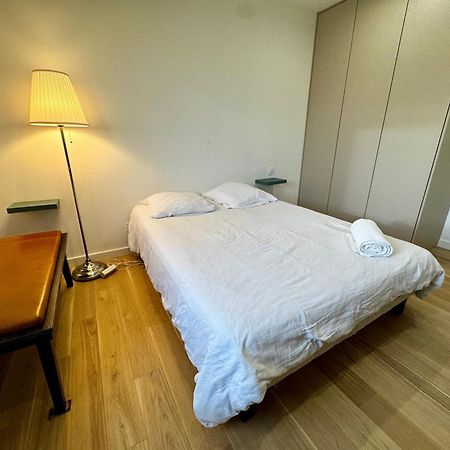 Chambre Privee Climatisee Avec Salle De Bains Partagee-Le Sapin Genay (Rhone) Ngoại thất bức ảnh