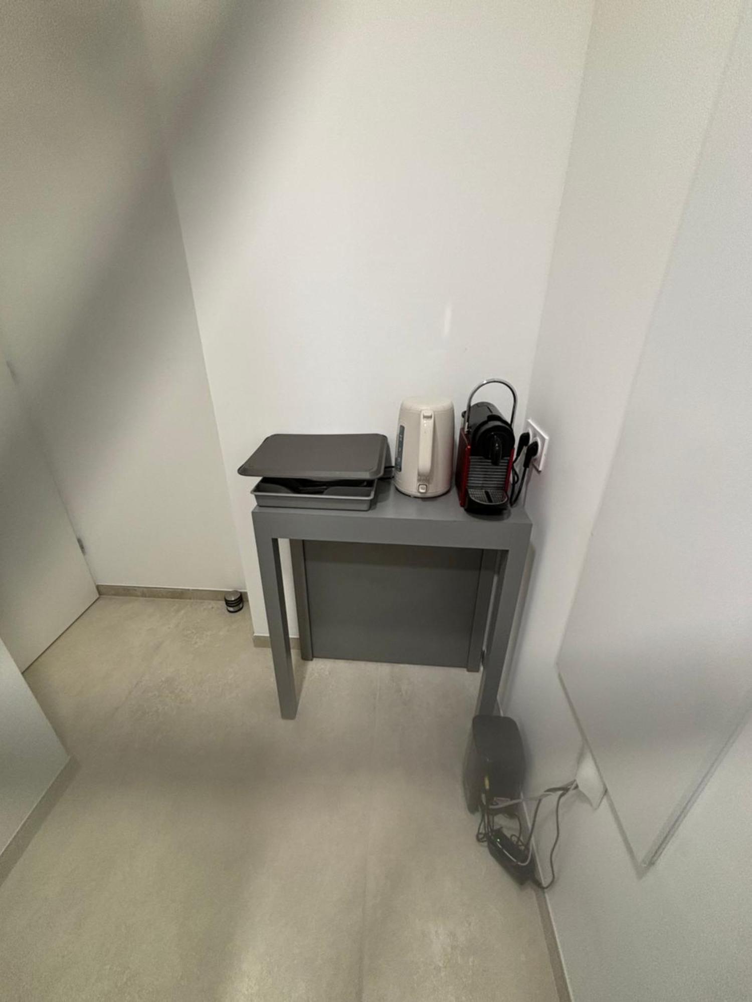Chambre Privee Climatisee Avec Salle De Bains Partagee-Le Sapin Genay (Rhone) Ngoại thất bức ảnh